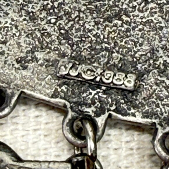 JJ Jonette Southwestern Design Feathers Black Stone Dangle Brooch Vintage 1988 - Picture 6 of 8